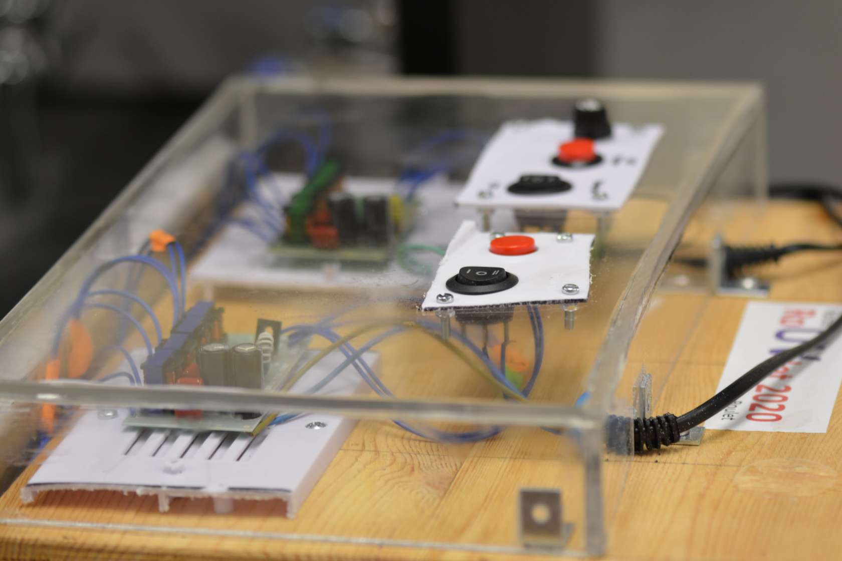 The UV aging testing machine is used to simulate the damage of the sunlight, rain, and dew to the non-metal materials which is widely used in the industry such as rubber, printing ink, plastic, paint, packaging, medical and so on. It is used to evaluate the color change overtime on dental composites.